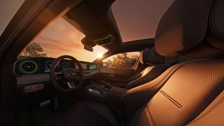 Read more about the article Mercedes-Benz Unveils Updated GLS, GLE, and GLE Coupe