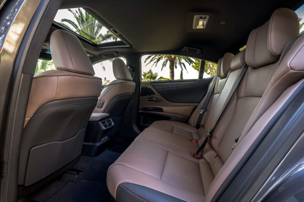 Lexus ES 300h