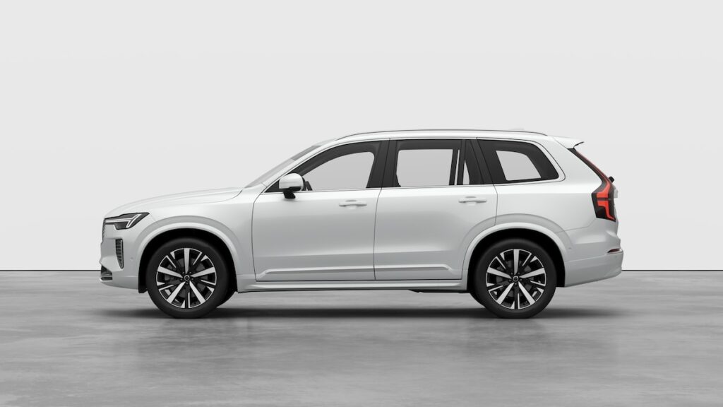 Volvo XC90 white side 
