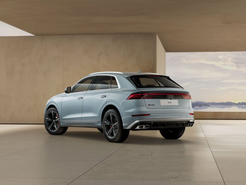 Audi SQ8 Back Angle